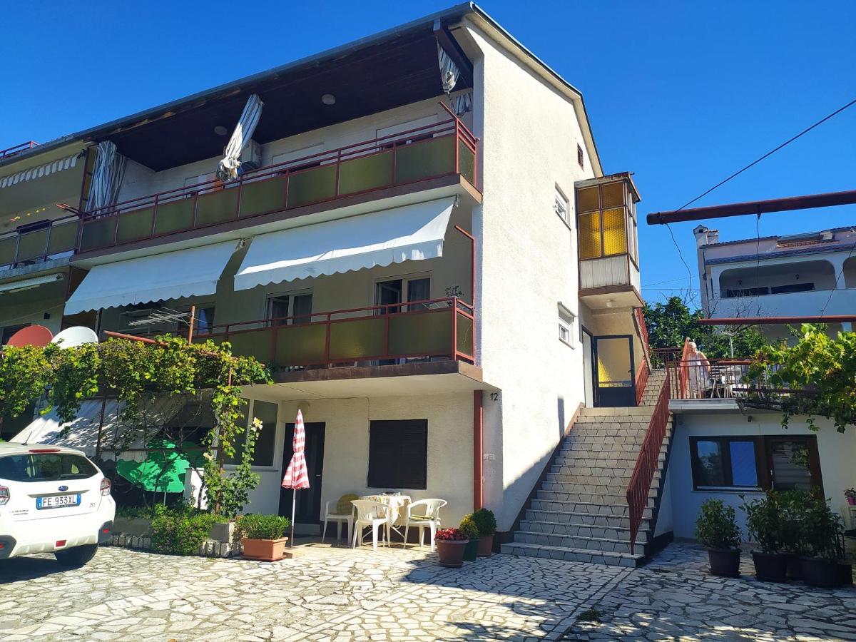 Appartamento Adria Crikvenica Esterno foto